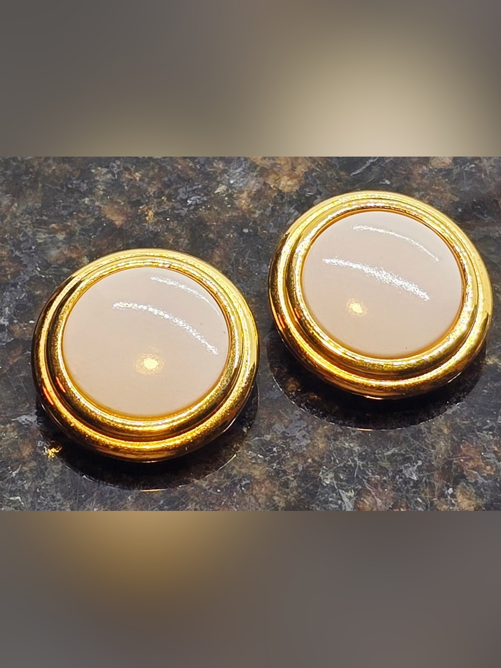 Vintage 1980's Liz Claiborne Clip On Earrings